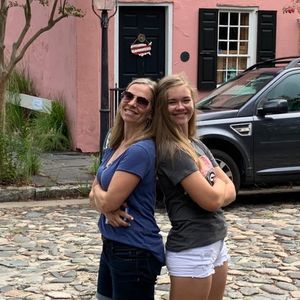 Meet your Posher, Alicia